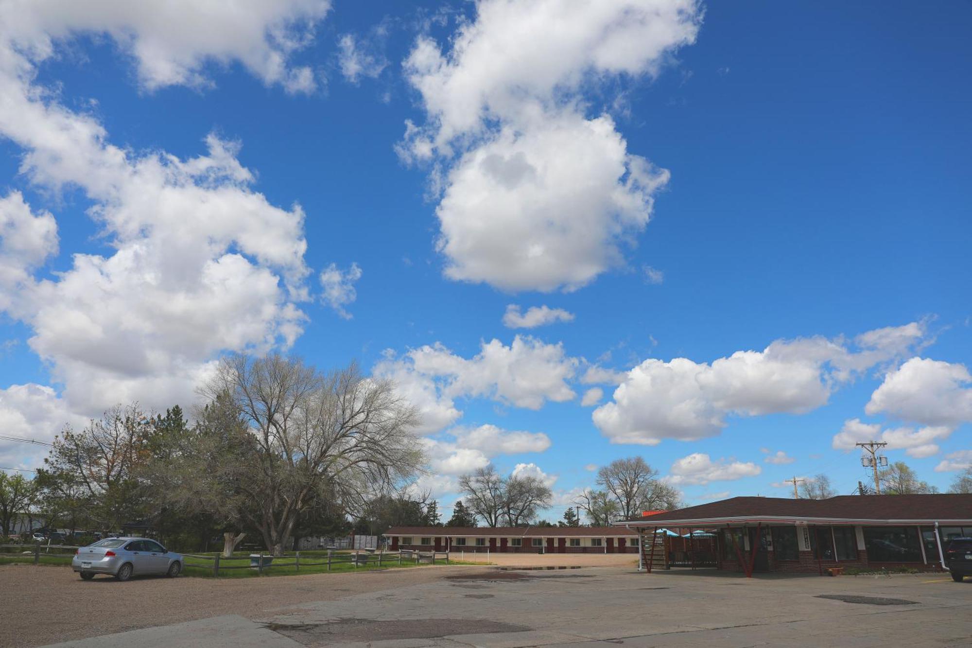 Raine Motel Valentine Exterior photo