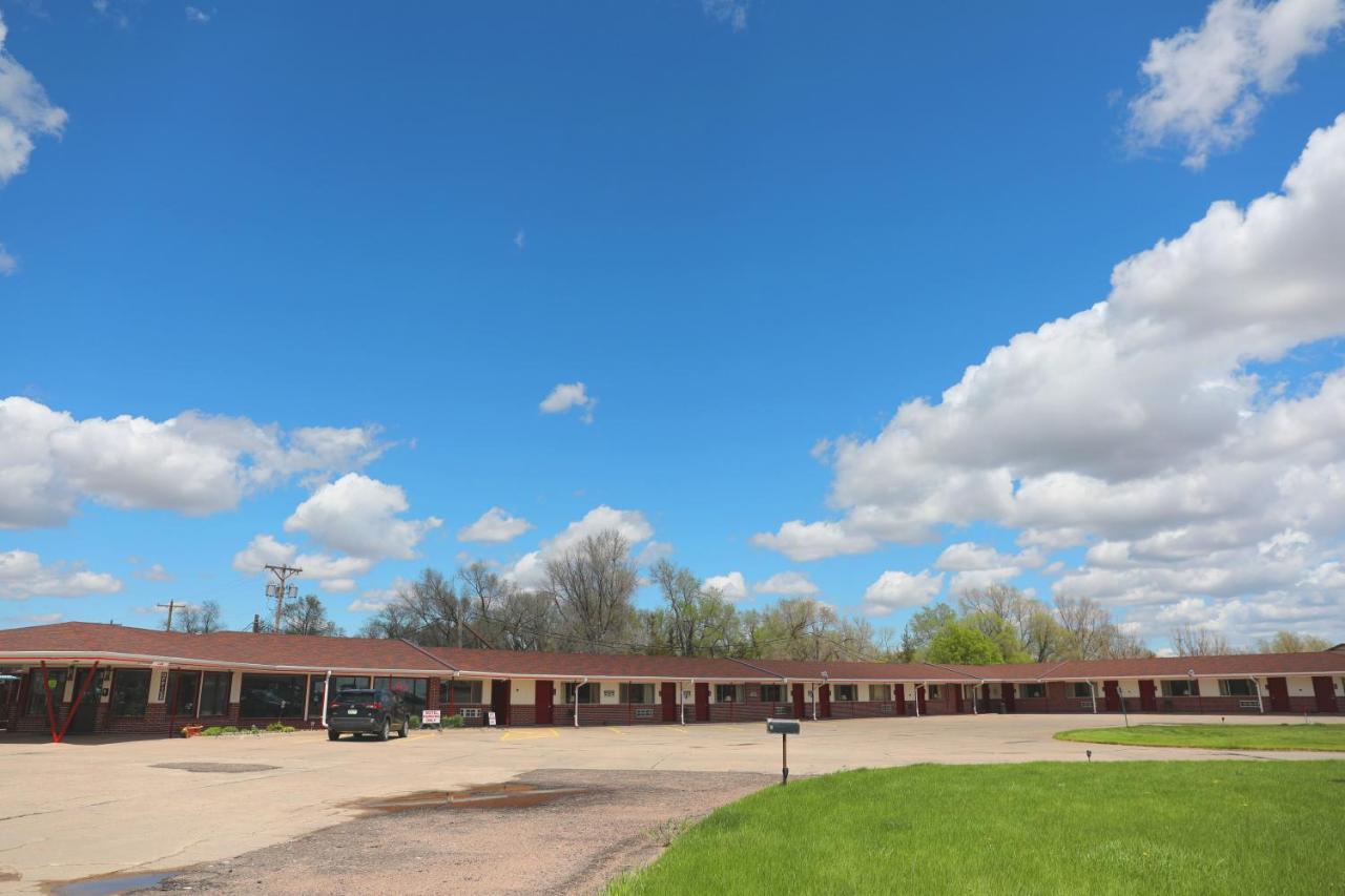 Raine Motel Valentine Exterior photo